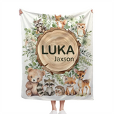 Annonce de souche de forêt, couverture de nom de bébé, amis des petits animaux, animaux de la forêt, ours, renard, raton laveur, cerf