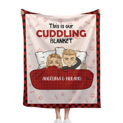 Custom Cartoon Pet & Couple Blanket - Personalized Soft Flannel Throw, Cozy Memorial Gift for Couples, Pets, and Family