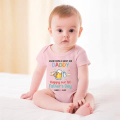 Vous faites un excellent travail papa - Famille personnalisée bébé Onesie - Cadeau de baby shower, cadeau pour le premier papa