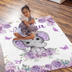 throw-blanket-mockup-featuring-a-little-girl-hugging-a-plushie