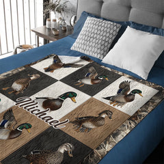 Love Hunting Customized Animal Themed Blanket - Personalized Name - Gift For Hunting Lovers